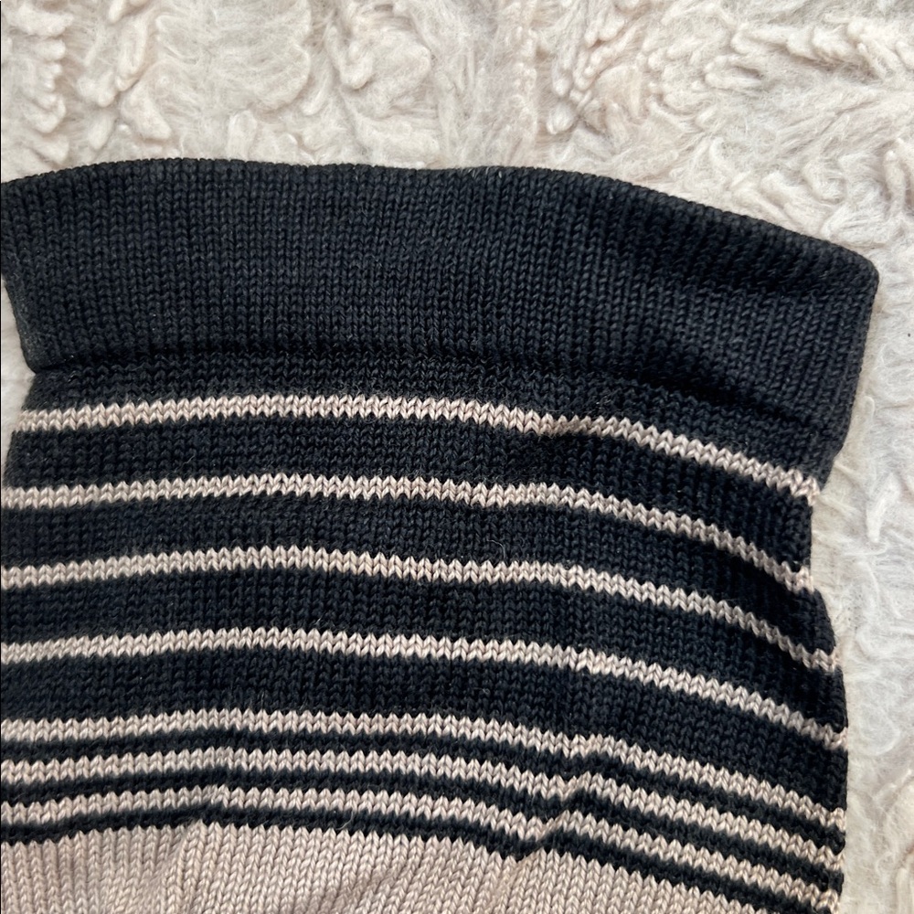 City Silk Striped 70% Silk 30% Cotton Knit Top in Black & Tan, Size Large, EUC - Picture 10 of 16